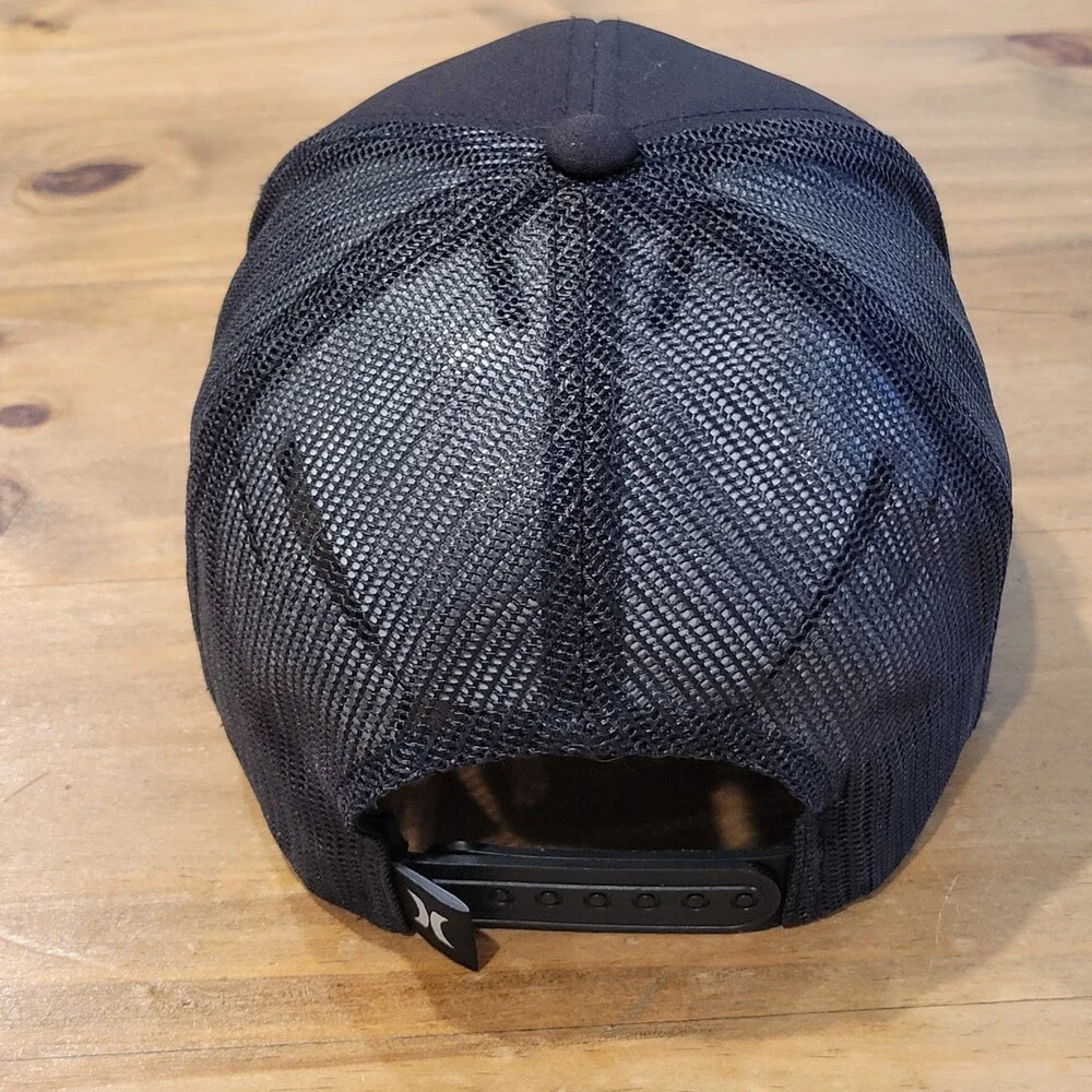 Hurley Snapback Black Mesh Back Trucker Black On Black Out Logo One Size